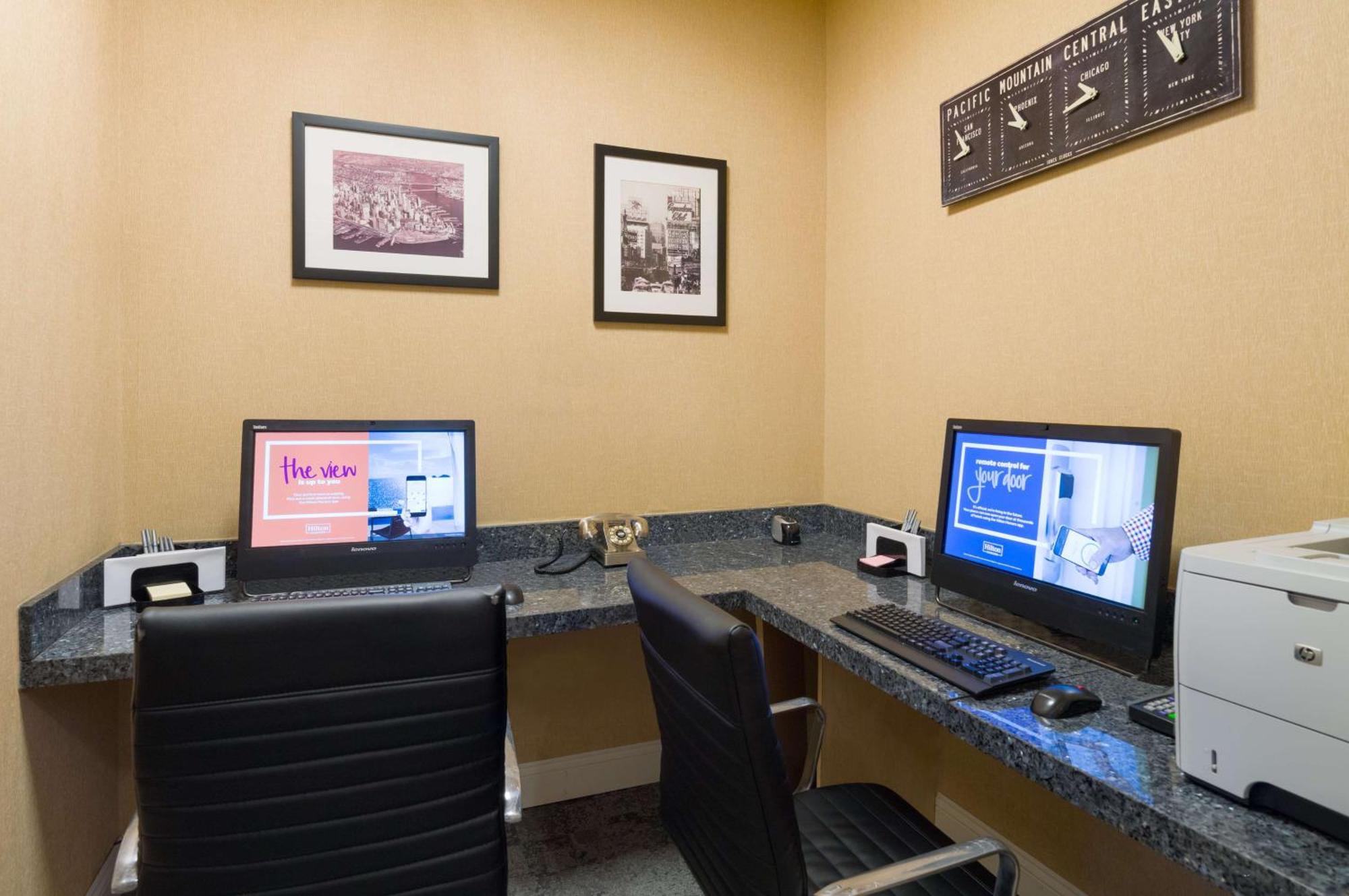 Hampton Inn Manhattan - Times Square South New York Esterno foto