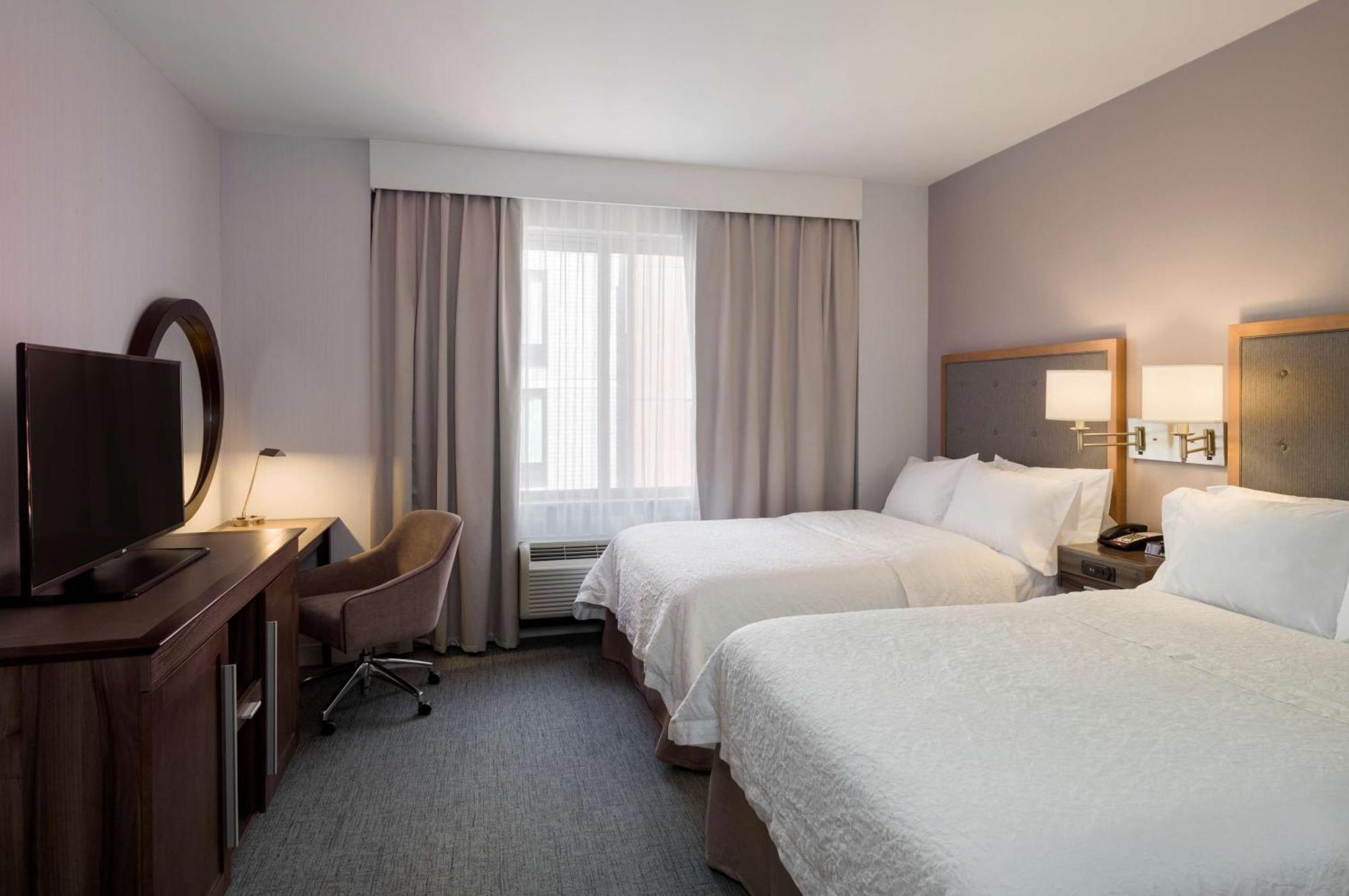 Hampton Inn Manhattan - Times Square South New York Esterno foto