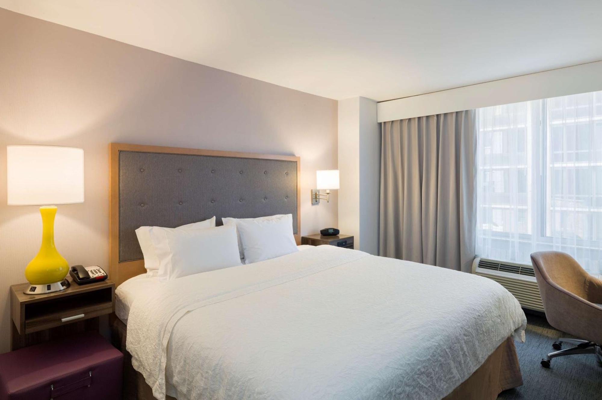 Hampton Inn Manhattan - Times Square South New York Esterno foto