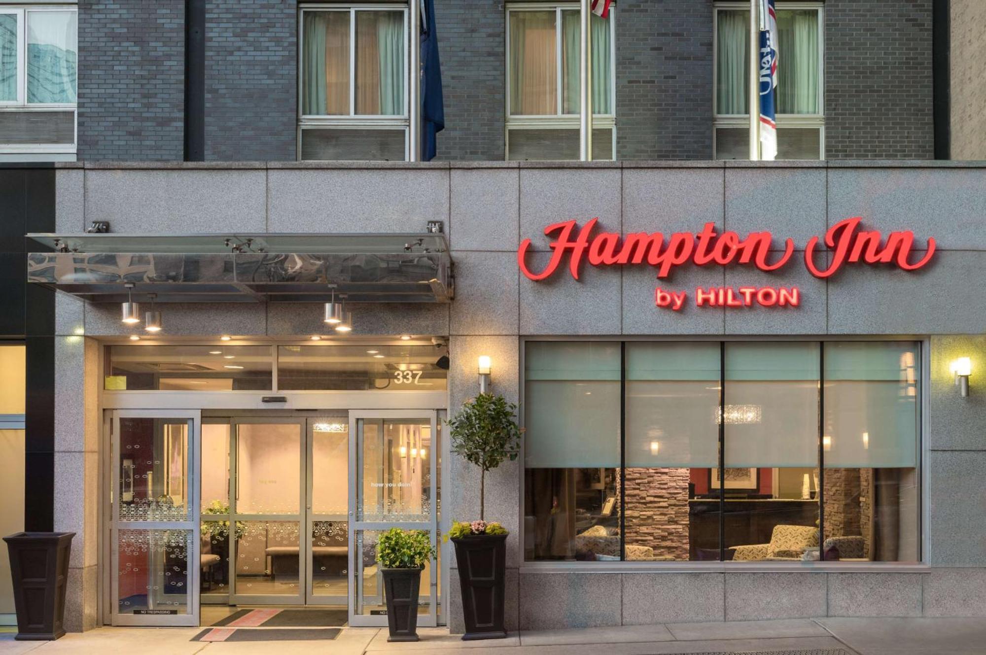 Hampton Inn Manhattan - Times Square South New York Esterno foto