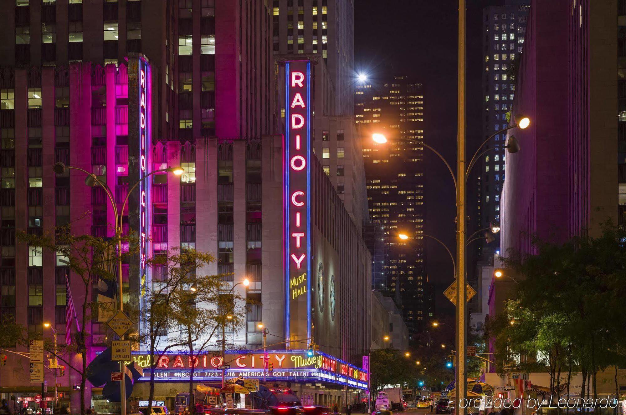Hampton Inn Manhattan - Times Square South New York Esterno foto