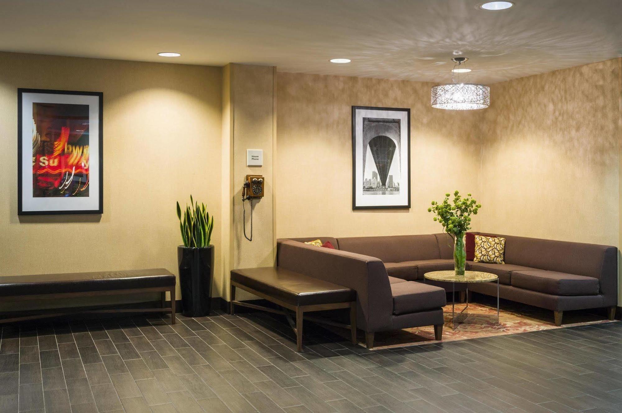 Hampton Inn Manhattan - Times Square South New York Esterno foto
